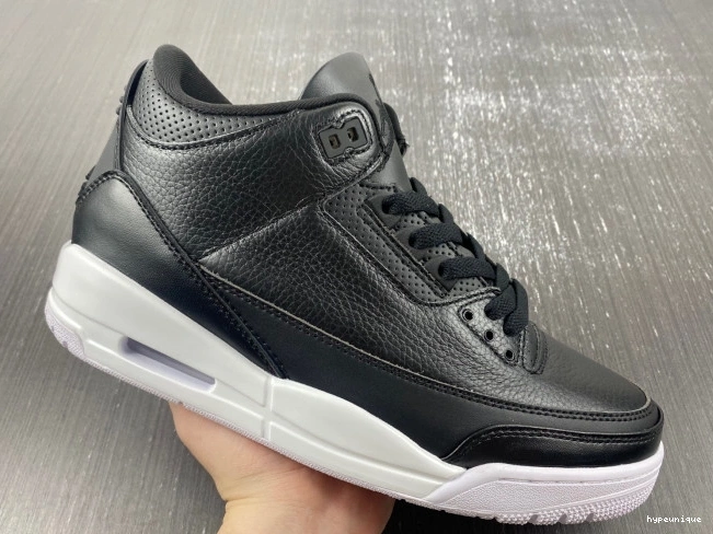 HYPE Retro Monday Jordan Cyber 136064-020 (2016) 3 0812